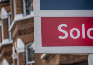 Sold house sign