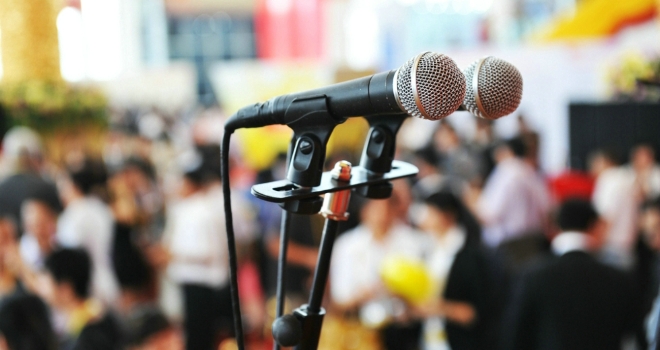 speak conference speaker mic microphone seminar