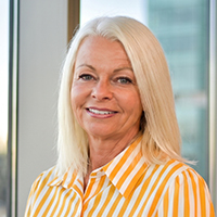 Lesley Saint - underwriting manager at LendInvest